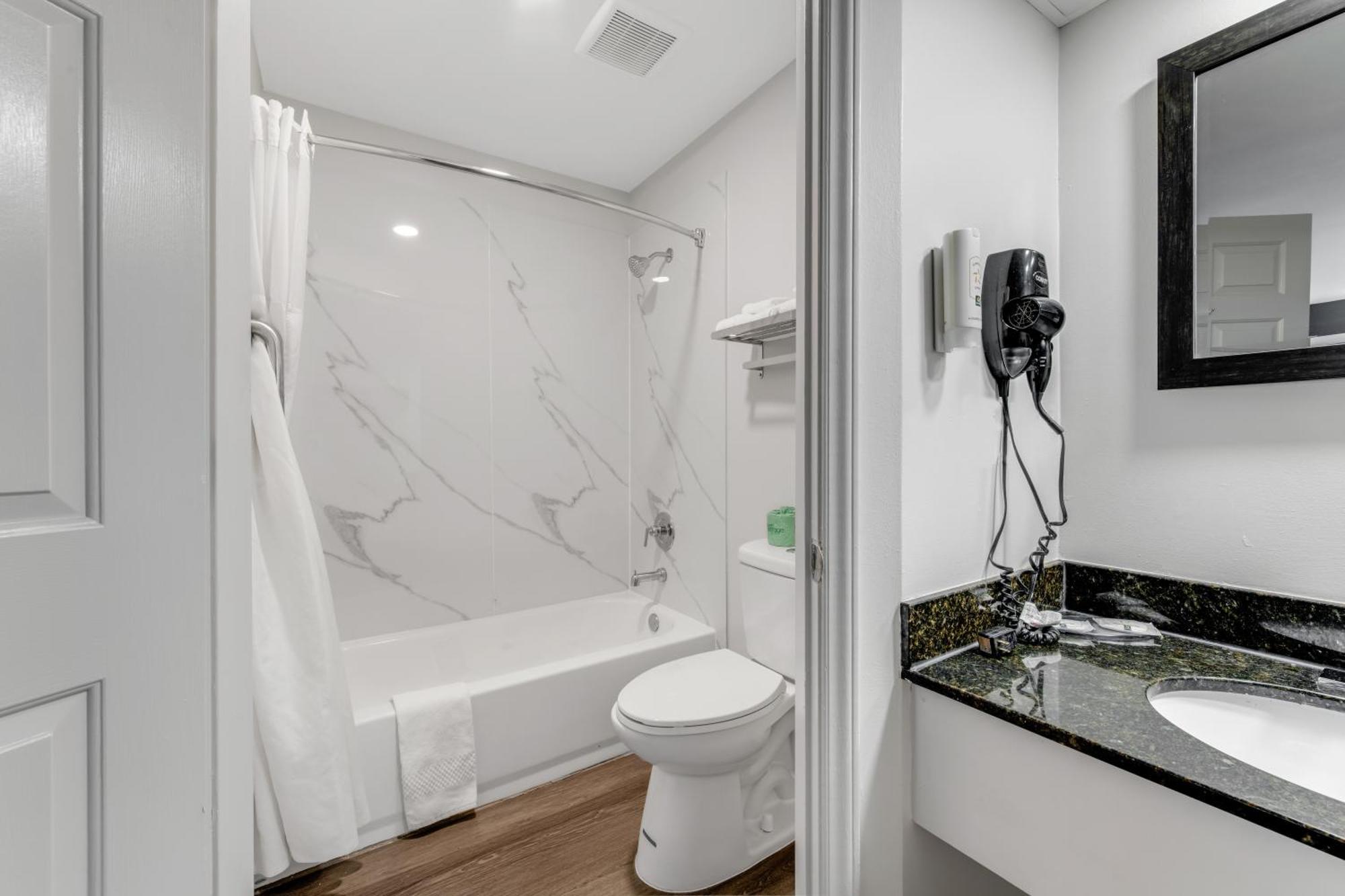 Quality Inn Laurinburg Extérieur photo