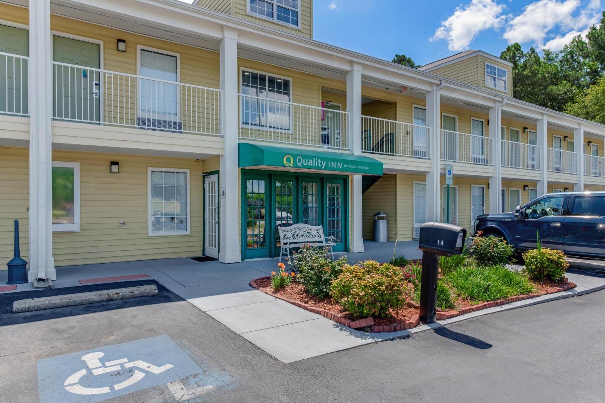 Quality Inn Laurinburg Extérieur photo