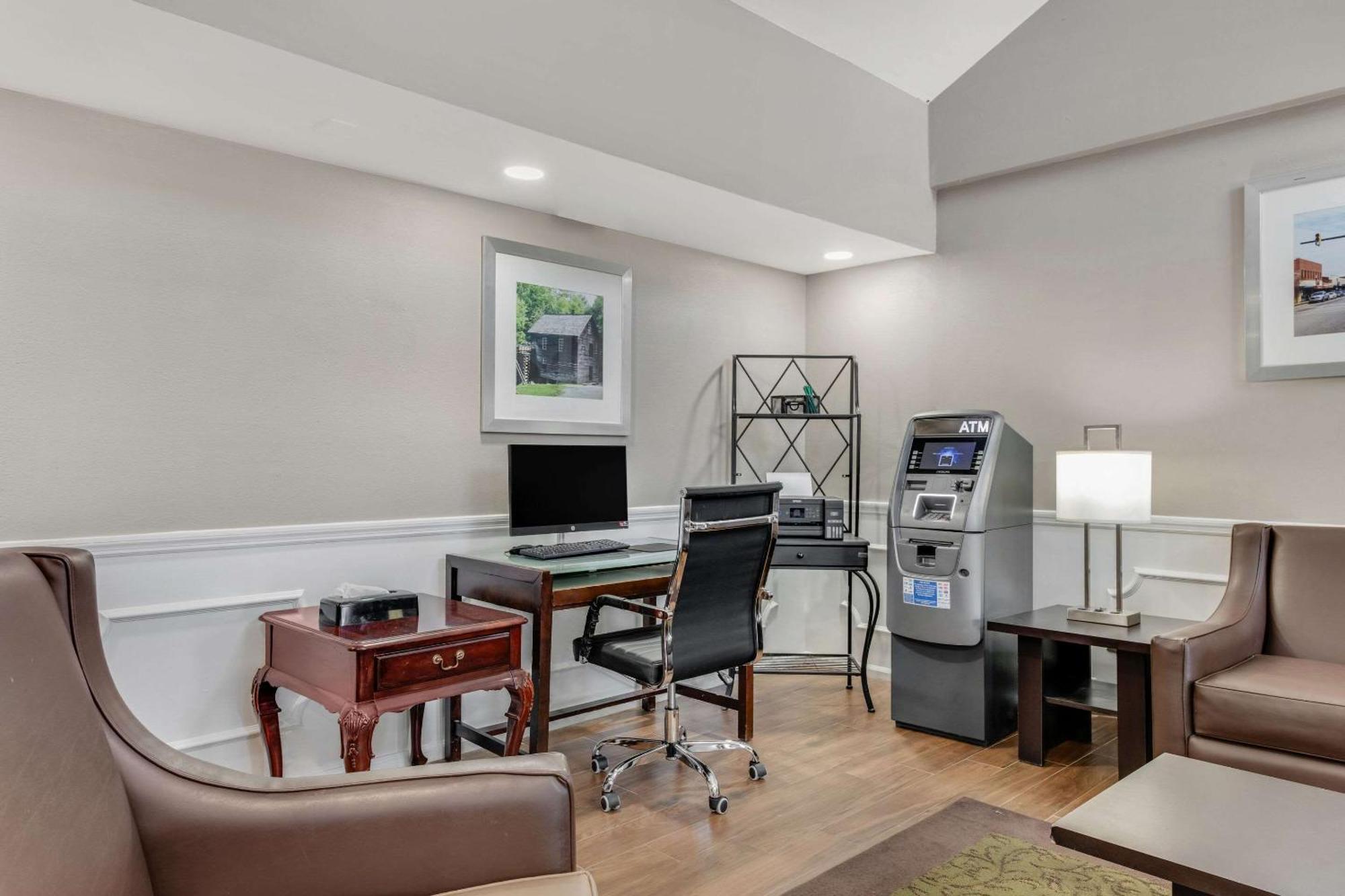 Quality Inn Laurinburg Extérieur photo