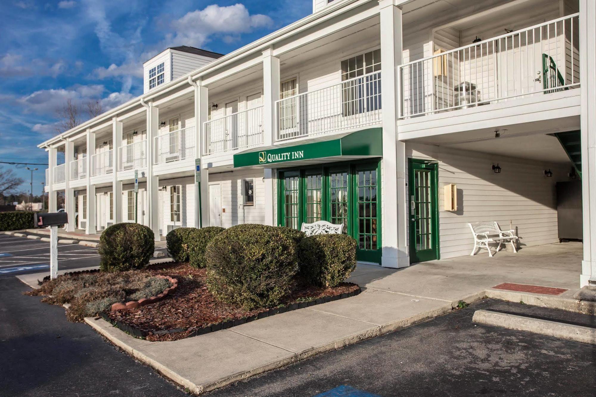 Quality Inn Laurinburg Extérieur photo
