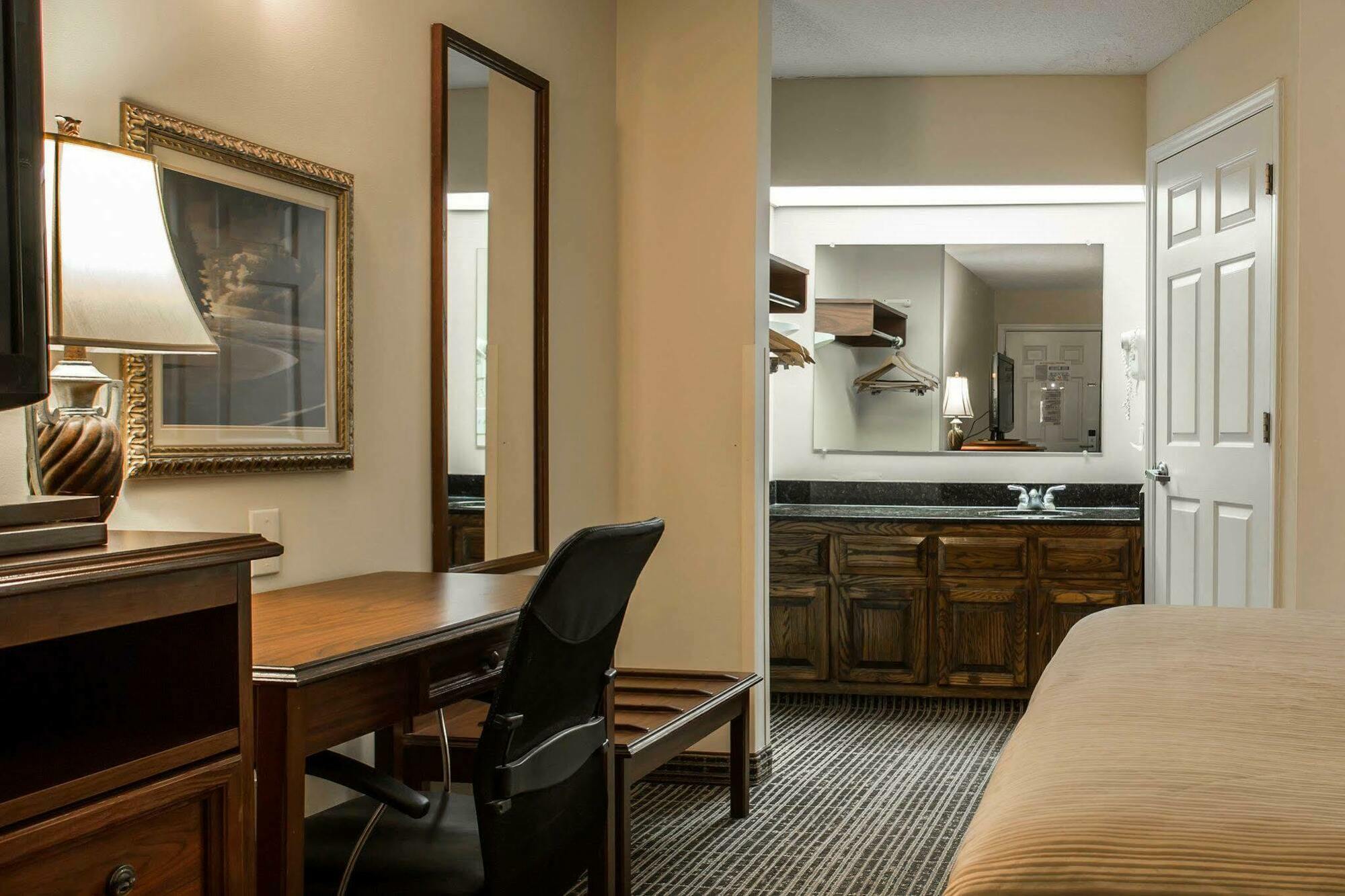 Quality Inn Laurinburg Extérieur photo